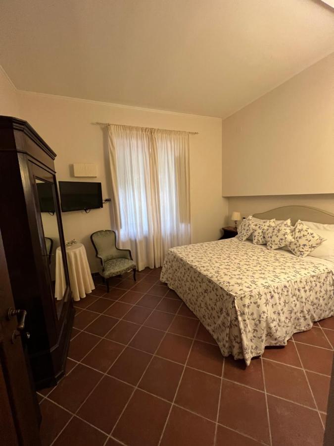 Il Casale Di Riardo Luxury B&B エクステリア 写真