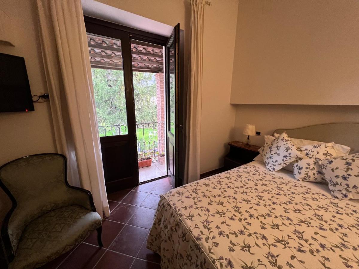 Il Casale Di Riardo Luxury B&B エクステリア 写真
