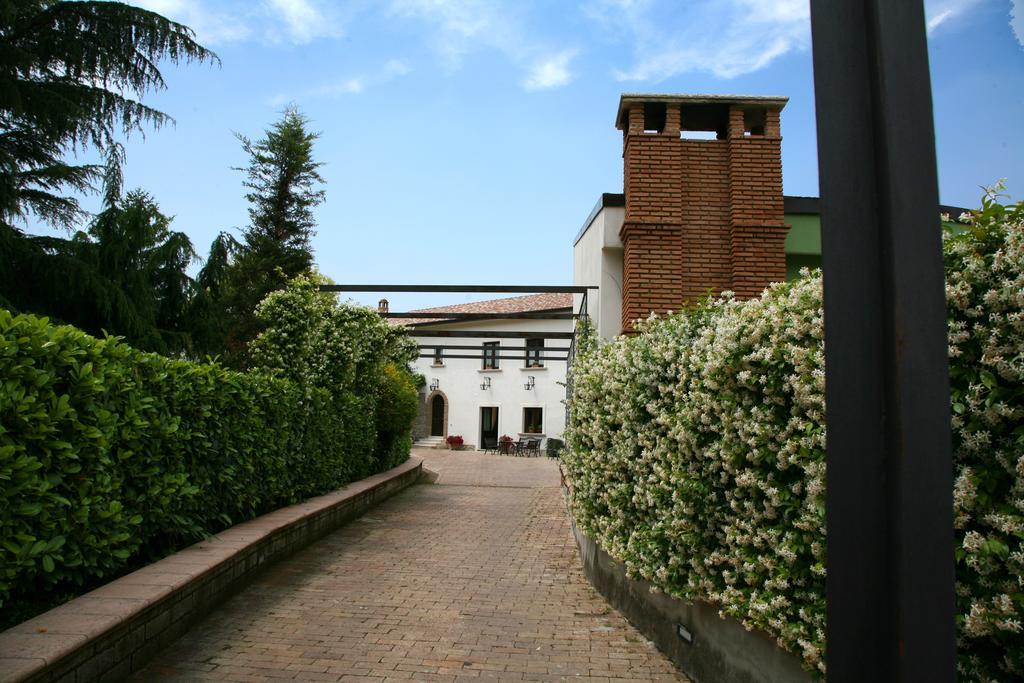 Il Casale Di Riardo Luxury B&B エクステリア 写真